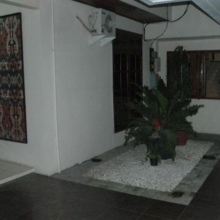 Hotel Bontocinde Makasar Zewnętrze zdjęcie